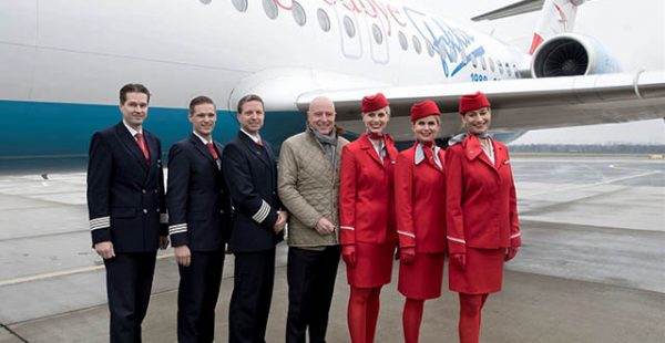 La compagnie aérienne Austrian Airlines a diffusé dimanche des images de son dernier Fokker en action, avant le départ des 21 a