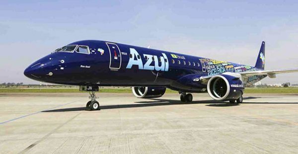 Le premier vol commercial d’un Embraer 195-E2 a eu lieu mercredi au Brésil, la compagnie aérienne low cost Azul Linhas Aéreas