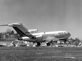 
Histoire de l’aviation – 27 novembre 1962. Si le Boeing 707 demande de longues pistes d’atterrissage pour se poser, lui fe