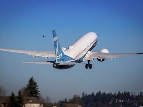 Le constructeur d’avions américain Boeing a déclaré qu’il adapterait ses compensations aux compagnies aériennes en tenant 