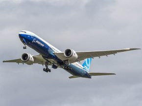 
Trois vols d’essai ont été opéré ces derniers jours par un Boeing 777-9, afin de tester les réparations du moteurs GE9X qu