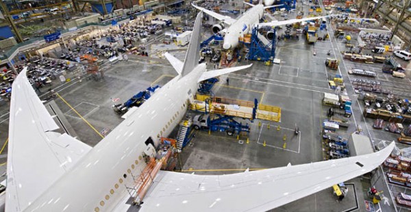 
Boeing a temporairement interrompu les livraisons de ses 787 Dreamliner afin de pouvoir effectuer des analyses supplémentaires s