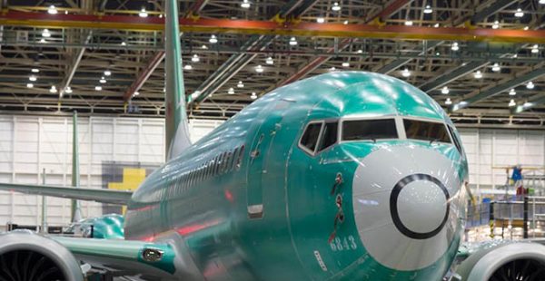 Dennis Muilenburg, le PDG de Boeing, a annoncé hier que le retour dans le ciel du 737 MAX pourrait être  graduel , en raison des