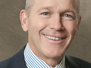 
Boeing a annoncé hier lundi, un peu à la surprise générale, qu il remaniait sa direction alors qu’il se trouve en pleine cr