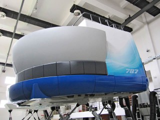 air-journal_Boeing_787_flight_simulator