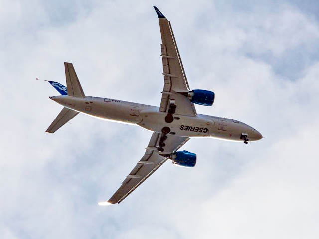 air-journal_Bombardier CS100 FTV1 2e volb