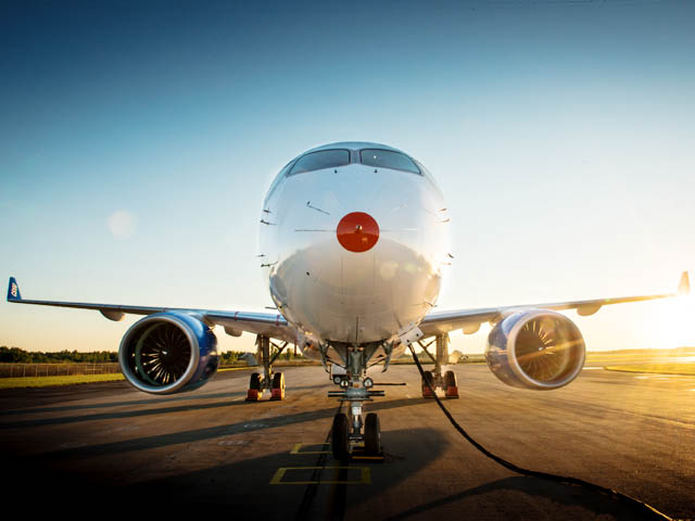 air-journal_Bombardier CSeries FTV1 exterior3