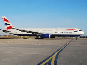 La compagnie aérienne British Airways a effectué dimanche son dernier vol commercial en Boeing 767-300ER, presque trente ans apr