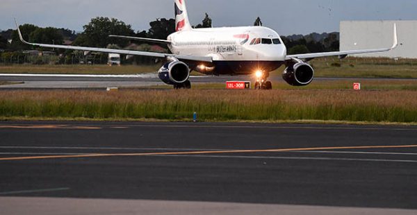 Un Airbus A320 de British Airways reliant Bari à Londres s’est posé hier après-midi en urgence à l aéroport Bâle-Mulhouse 