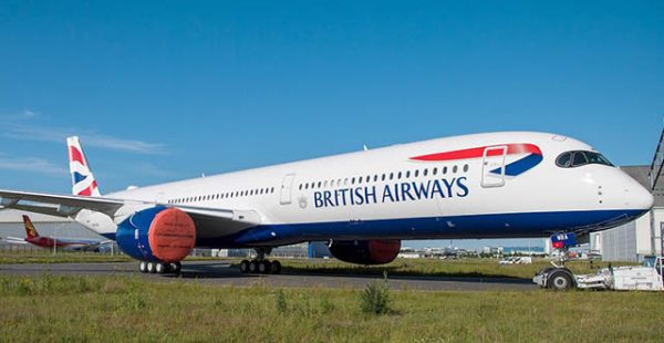 Face à la pandémie de Covid-19, la compagnie aérienne British Airways prévoit de le départ 12.000 employés, SAS Scandinavian
