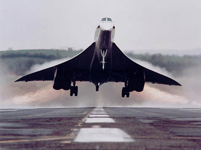 air-journal_British Airways Concorde décollage