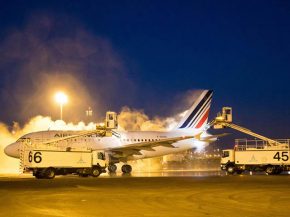 
Les prévisions de chutes de neige et de pluie verglaçante sur la région parisienne ce mercredi ont contraint les aéroports de