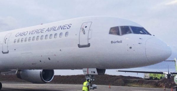 Criblée de dettes, la compagnie aérienne du Cap Vert a vendu 51% de son capital au groupe islandais, après lui avoir déjà con