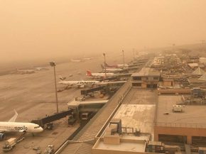 Le trafic aérien devrait revenir à la normale ce lundi dans les huit aéroports des îles Canaries, où deux jours de tempête d