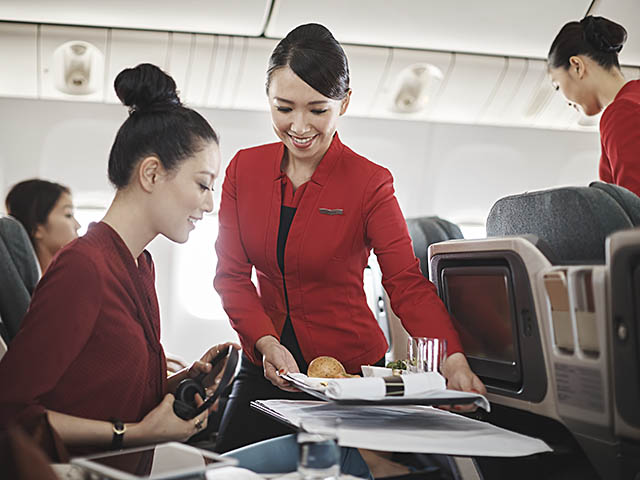 air-journal_Cathay Dragon Inflight