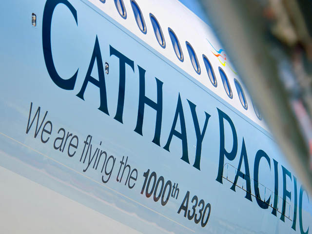 air-journal_Cathay_Pacific_A330-300_1000th_close_up