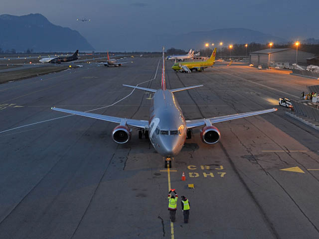 air-journal_chambery-aeroport-nuit