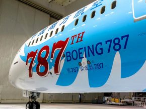 Boeing a livré son 787eme 787 Dreamliner mercredi à la société de leasing AerCap, pour le compte de China Southern Airlines. L