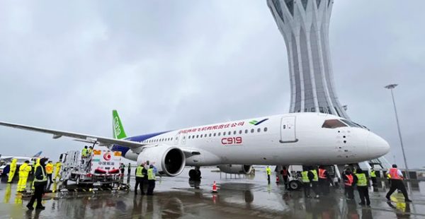 
L’avionneur chinois COMAC a annoncé avoir mené à bien tous les vols de certification de son nouveau monocouloir C919, qui de
