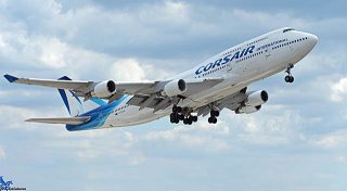 air-journal_corsair-747-takeoff