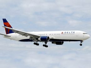 
La compagnie aérienne Delta Air Lines va suspendre sa liaison entre New York et Lagos, ne conservant que celle au départ d’At