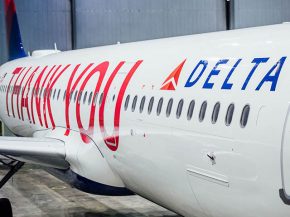 Les noms de plus de 90.000 employés de la compagnie aérienne Delta Air Lines forment le mot   Thank You » (merci) su