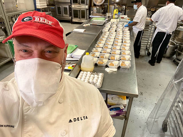 Repas inutilisés : Air Canada et Delta Air Lines redistribuent 8 Air Journal