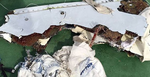 
Le parquet de Paris requiert un non-lieu général dans l’enquête sur le crash du vol MS804 d EgyptAir, dix ans après le dram
