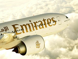 air-journal_Emirates 777-200LR