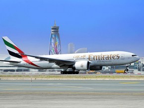 Emirates a annoncé qu’en raison d une forte demande, elle lancera à la fin de l année cinq vols supplémentaires&nbsp;en Boei