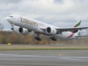 La compagnie aérienne Emirates Airlines a suspendu tous ses vols à destination du Soudan en raison de la violence politique des 