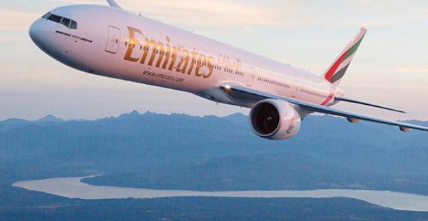 La compagnie aérienne Emirates Airlines inaugure mardi une nouvelle liaison entre Dubaï et Porto, sa deuxième destination au Po