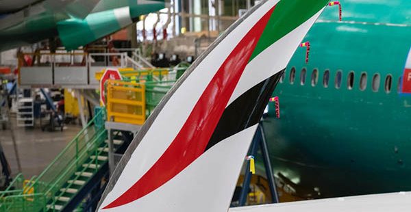 La compagnie aérienne Emirates Airlines a reconnu qu’elle ne mettra pas en service avant 2021 ses premiers Boeing 777X, dont el