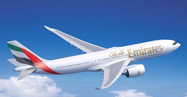La compagnie aérienne Emirates Airlines continue de négocier avec Boeing sa possible commande de quarante 787-10 Dreamliner anno
