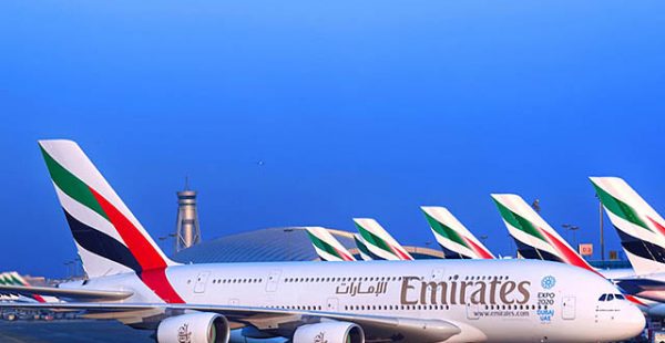 La compagnie aérienne Emirates Airlines s’est engagée à acheter 20 Airbus A380 fermes avec 16 options, assurant l’avenir du