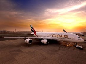 La compagnie aérienne Emirates Airlines a vu son bénéfice annuel reculer de 69% à 237 millions de dollars, le plus bas depuis 