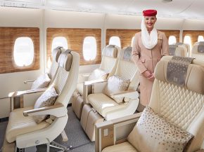 
La compagnie aérienne Emirates Airlines déploie depuis lundi sa nouvelle classe Premium en Airbus A380 entre Dubaï et Paris. E