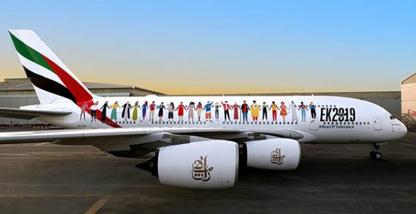 Pour célébrer la nouvelle année, la compagnie aérienne Emirates Airlines propose aux voyageurs au départ de France des offres