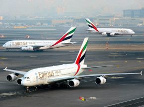 
La compagnie aérienne Emirates Airlines continue de redéployer ses Airbus A380 selon la demande, Birmingham, Copenhague, Kong K