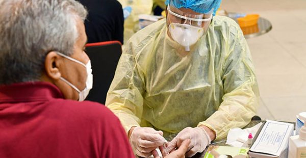 Emirates et Covid-19 : un test rapide pour les passagers (vidéo) 1 Air Journal