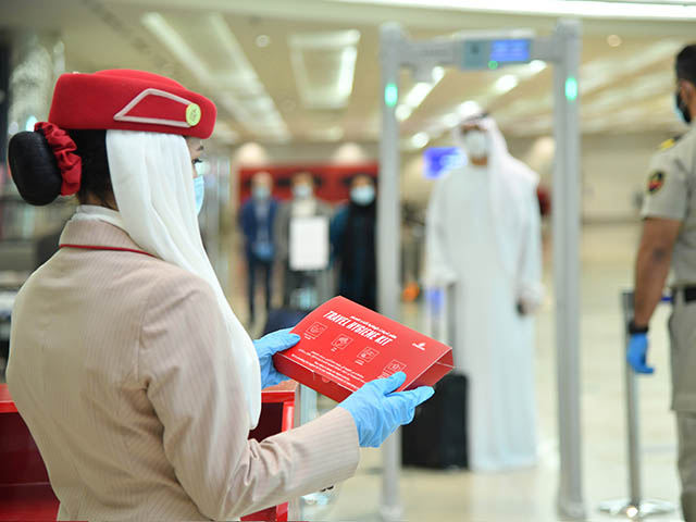 https://www.air-journal.fr/wp-content/uploads/air-journal_Emirates-kit-hygiene-coronavirus%C2%A9Emirates-Airlines.jpg