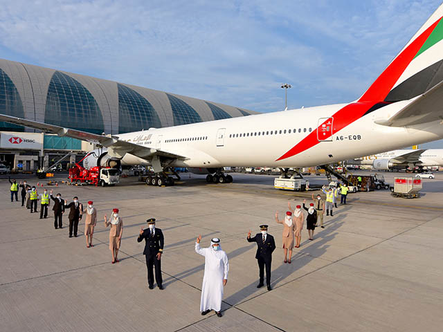 Emirates repart à Newark via Athènes, vole « vaccinée » 46 Air Journal