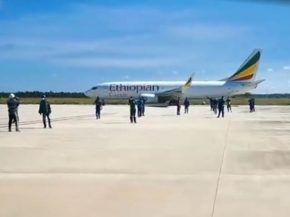 
Un avion de la compagnie aérienne Ethiopian Airlines effectuant un vol de fret vers la Zambie s’est posé dans un aéroport en