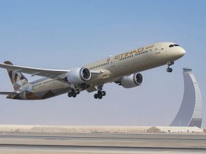 
La compagnie aérienne Etihad Airways va passer de 6 à 7 vols par semaine entre Abou Dhabi et Toronto, suite à l accord de serv