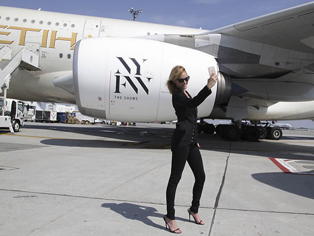 air-journal_etihad-airways-amber-valetta-at-nyfw