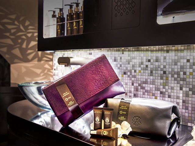 air-journal_etihad-trousse-lacroix-premiere2