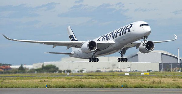 
La compagnie aérienne Finnair propose désormais une couverture d’assurance de la Covid-19 gratuite pour les passagers au dép