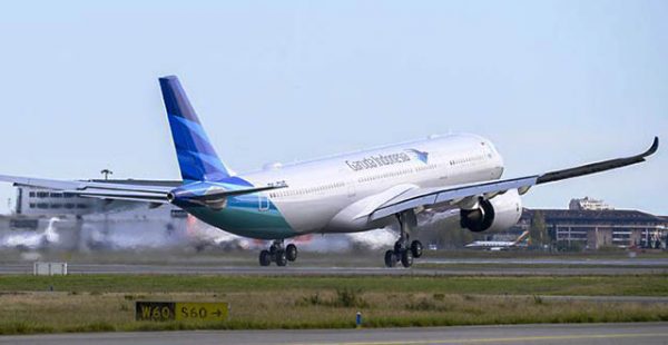 La compagnie aérienne Garuda Indonesia a pris possession lundi de son premier Airbus A330-900, sa première destination n’étan