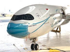 La compagnie aérienne Garuda Indonesia a affublé un de ses Airbus A330neo d’un masque sur le nez, alors que la pandémie de Co