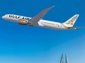 Le premier des dix Boeing 787-9 Dreamliner commandés fermes par la compagnie aérienne Gulf Air a été officiellement livré hie